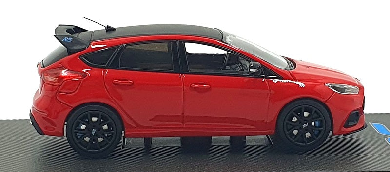Sun Star 1/64 Scale 60061 - 2018 Ford Focus RS - Race Red