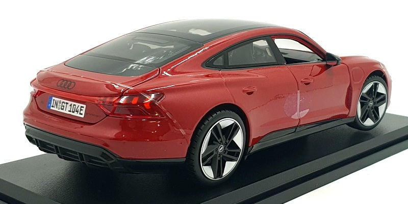 Maisto 1/18 Scale Diecast 46629 - 2022 Audi RS e-tron GT - Met. Red