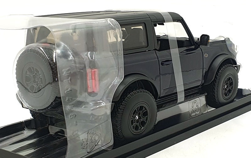 Maisto 1/18 Scale Diecast 46629 - 2021 Ford Bronco Wildtrak - Black