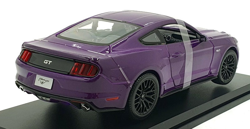 Maisto 1/18 Scale Diecast 46629 - 2015 Ford Mustang GT - Purple