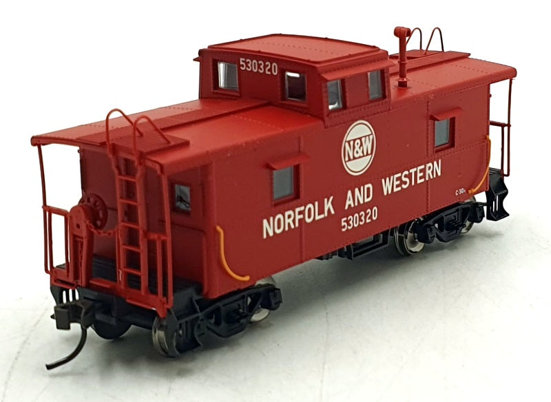 Atlas HO (1/87) Scale 11259 - Norfolk & Western Road 530320 Cupola Caboose