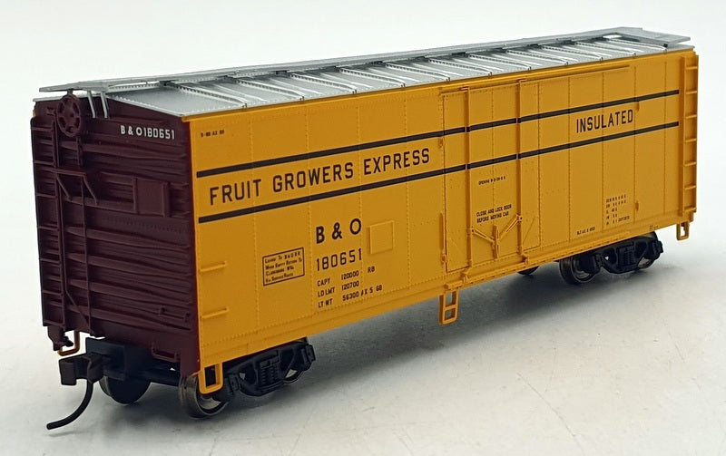 Atlas HO (1/87) Scale 20 001 618 '40 Plug Door Box Car Fruit Growers B&O 180651
