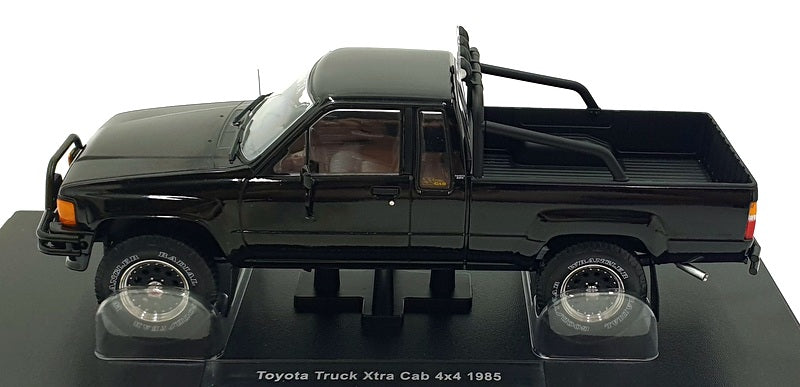 KK 1/18 Scale Diecast KKDC181565 - 1985 Toyota Truck Xtra Cab 4x4 - Black