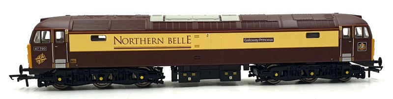Hornby OO Gauge (1/76) R3134 Northern Belle Co-Co Diesel C 47 Pullman Cars x3