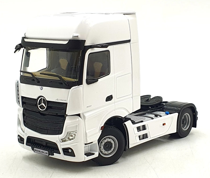 WSI Models 1/50 Scale 03-2038 - MB Actros MP5 Giga Space 4x2 Truck