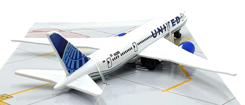 Daron Toys Appx 15cm Long RT6264-2 - United N12010 Aircraft - White