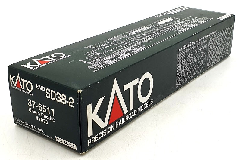 Kato HO 1/87 Scale 37-6511 - EMD SD38-2 Union Specific #Y833 The Iron Horse