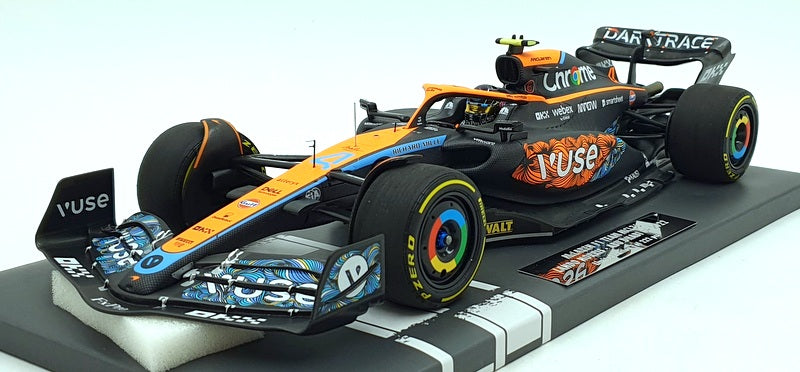 Minichamps 1/18 Scale 537 224004 - McLaren F1 Team MCL36 #4 Abu Dhabi GP 2022