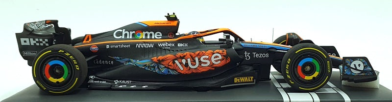 Minichamps 1/18 Scale 537 224004 - McLaren F1 Team MCL36 #4 Abu Dhabi GP 2022