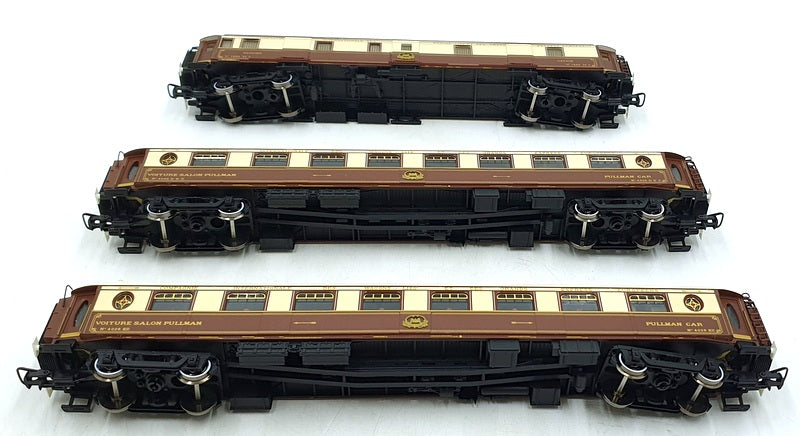 Rivarossi Trains HO 1/87 Scale HR4136 - CIWL Luxury Train Set 3x Pullman Car Set