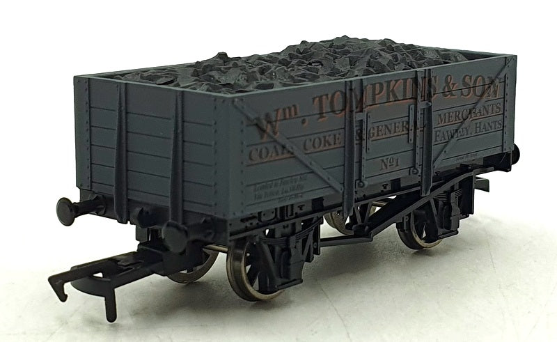 Dapol OO Gauge (1/76) 200126D - Wm Tompkins & Son 5 Plank Wagon w Coal Load #1