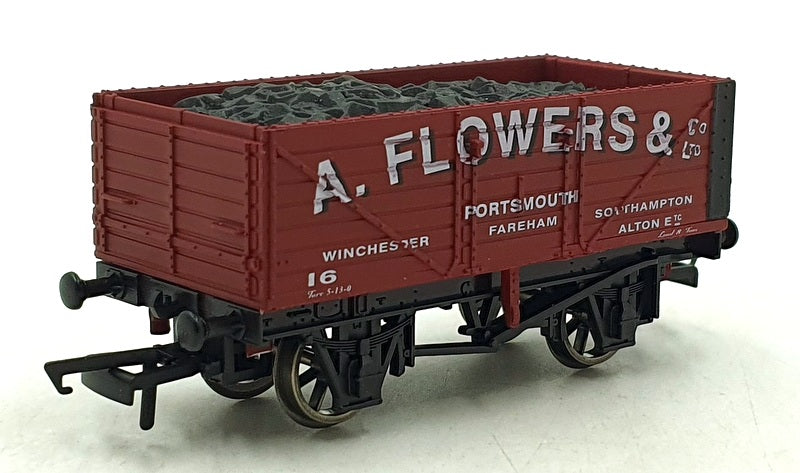 Dapol OO Gauge (1/76) 201026C - A. Flower & Co. Plank Wagon #16 LE