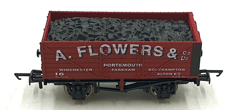 Dapol OO Gauge (1/76) 201026C - A. Flower & Co. Plank Wagon #16 LE