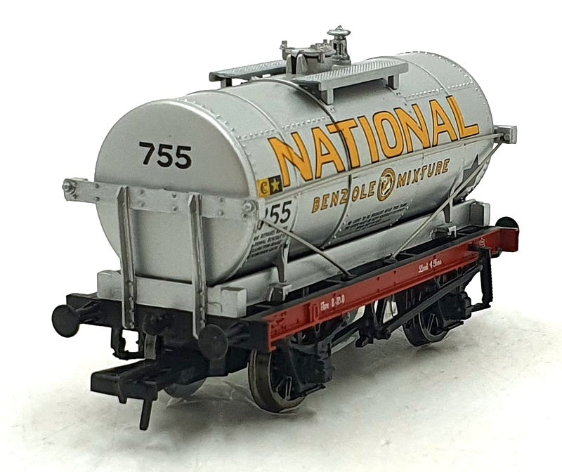 Bachmann OO Gauge 37-659 - 14 Ton Tank Wagon 'National Benzole'
