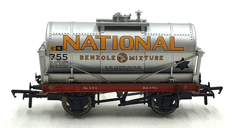 Bachmann OO Gauge 37-659 - 14 Ton Tank Wagon 'National Benzole'