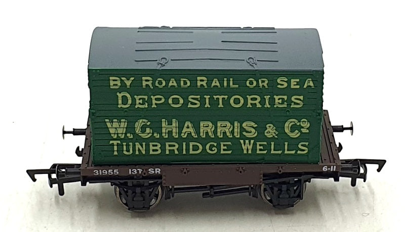 Dapol OO Gauge (1/76) 4F-037-100 - Conflat & Container WC Harris Tunbridge Wells