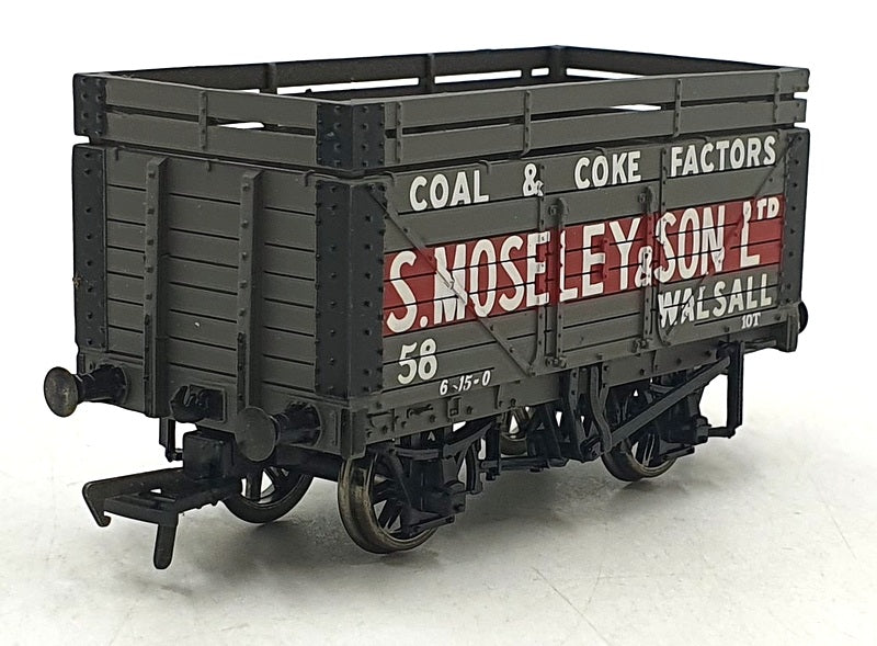 Bachmann OO Gauge 37-180 - 7 Plank Wagon w/ Coke Rail S Moseley & Son