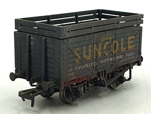 Bachmann OO Gauge 37-208 - 8 Plank Wagon w/Coke Rails Suncole #5061