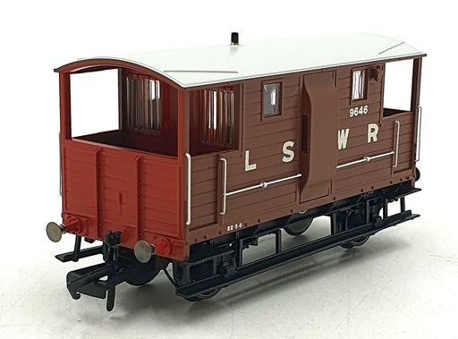 Hornby OO Gauge (1/76) R6911 - LSWR 20 Ton Brake Van #9646