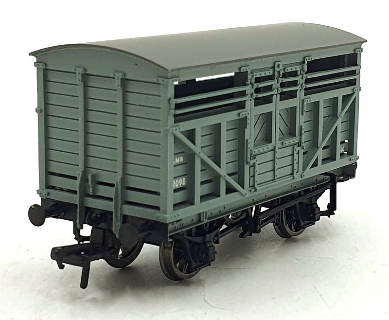 Bachmann OO Gauge 37-703 - 10 Ton Castle Wagon LMS 12098 Grey