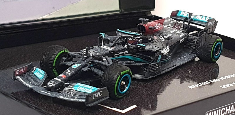 Minichamps 1/43 Scale 413 211144 - F1 Mercedes AMG Hungarian GP 2021 - Hamilton