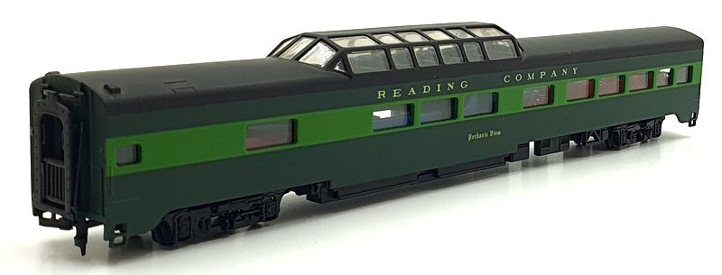 IHC HO Gauge (1/87) 48227 - Reading Vista Dome Smooth Side P.S.