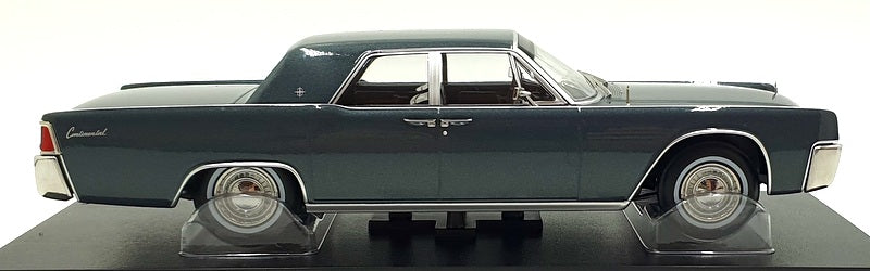 KK 1/18 Scale Diecast KKDC181482 - 1963 Lincoln Continental Sedan "Marnie"