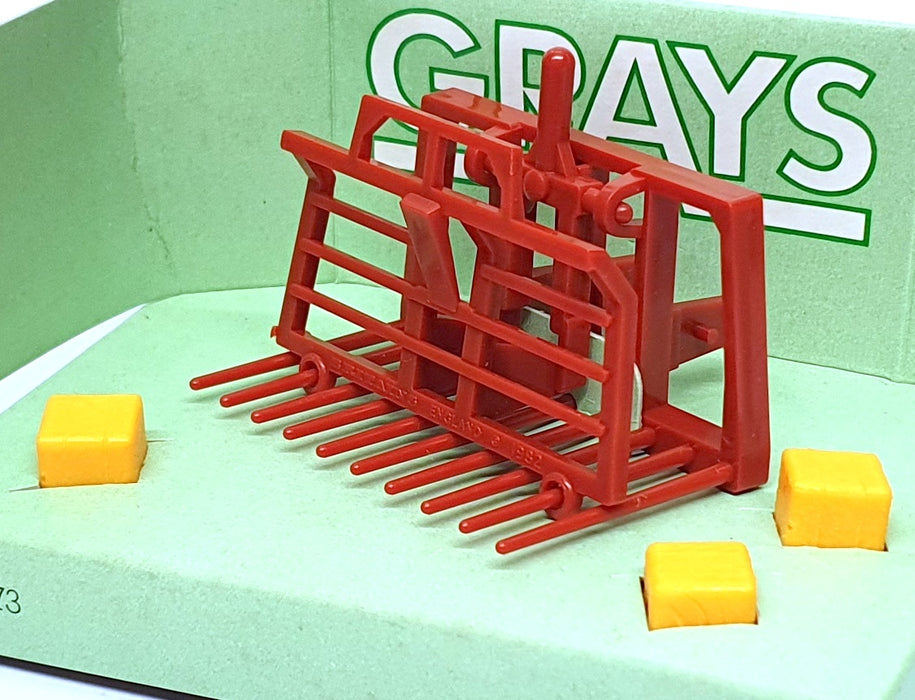 Britains 1/32 Scale 9543 - Farm Implement Push-Off Buck Rake - Brown