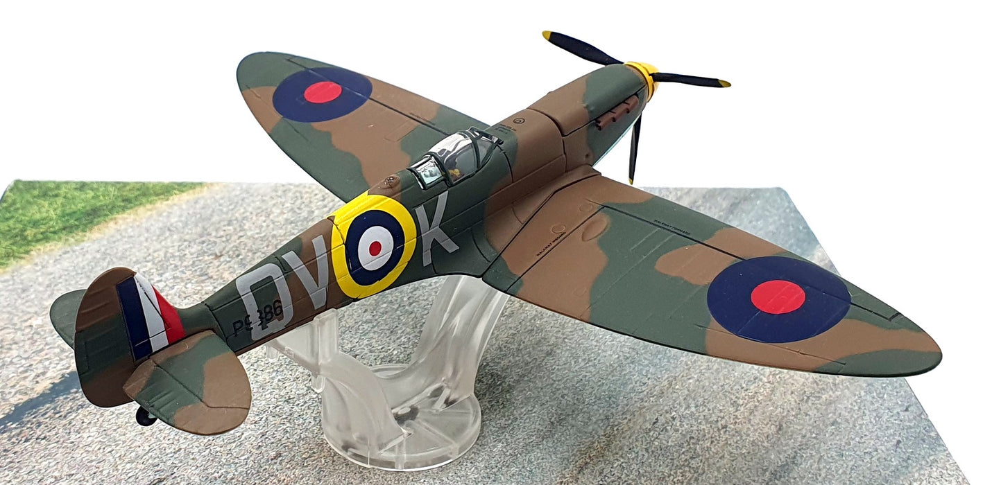 Corgi 1/72 Scale AA31905 - Supermarine Spitfire Mk1 Sqn leader Brian Lane