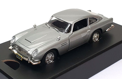 Corgi 1/36 Scale CC04313 - Aston Martin DB5 Bond 007 Casino Royale - Silver