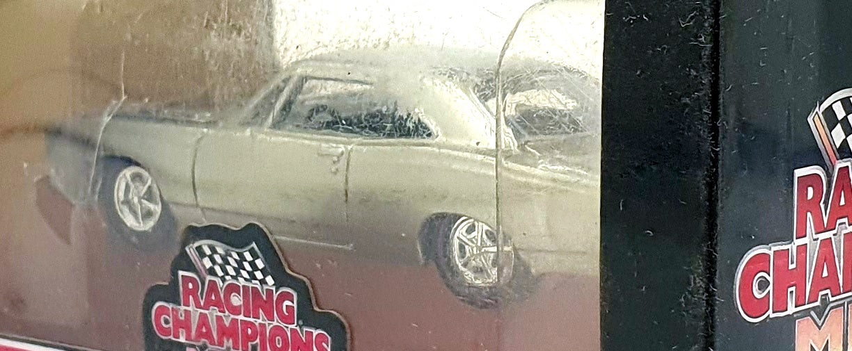 Racing Champions 1/64 Scale RC001 - 1968 Plymouth Road Runner - Silver
