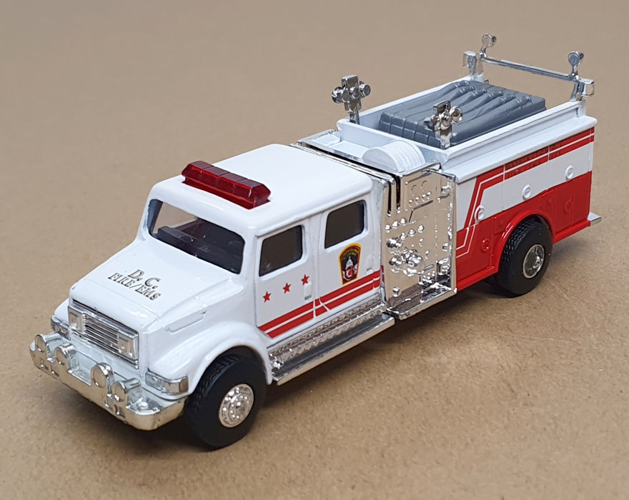 Road Champs 1/64 Scale 64605 - International Fire Truck Washington - Red/White