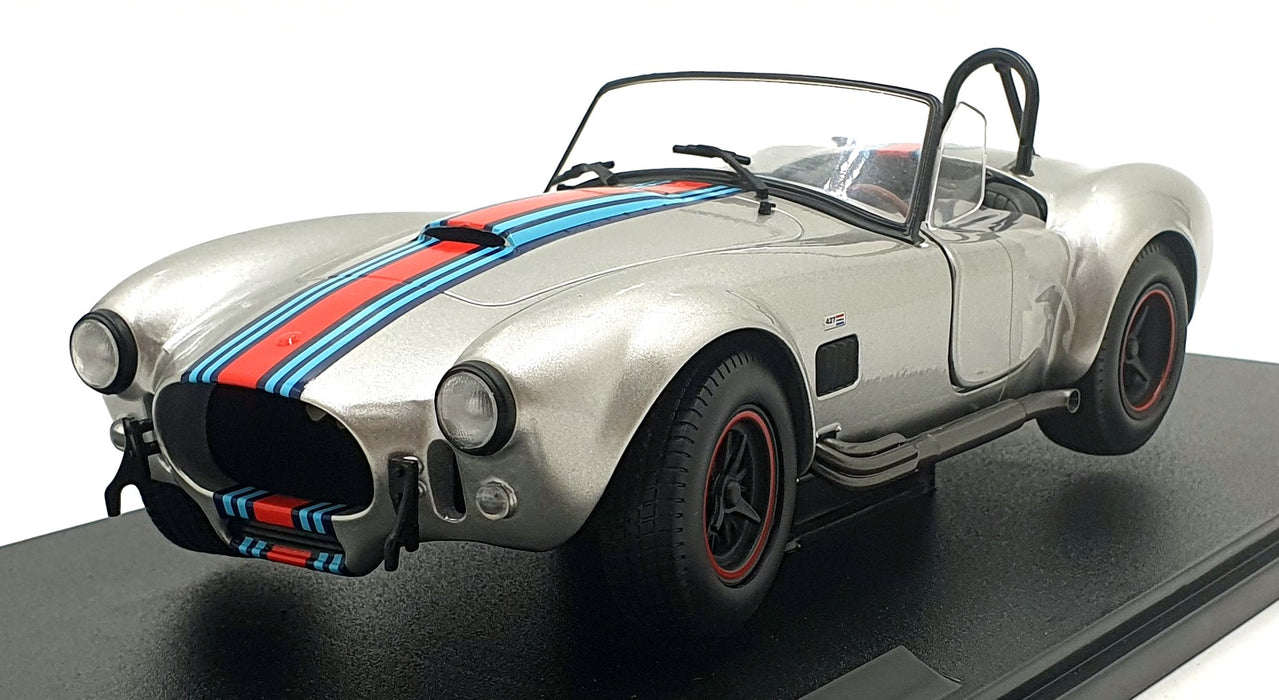 Solido 1/18 Scale S1804913 - 1965 Shelby Cobra 427 MKII Solido Works Livery