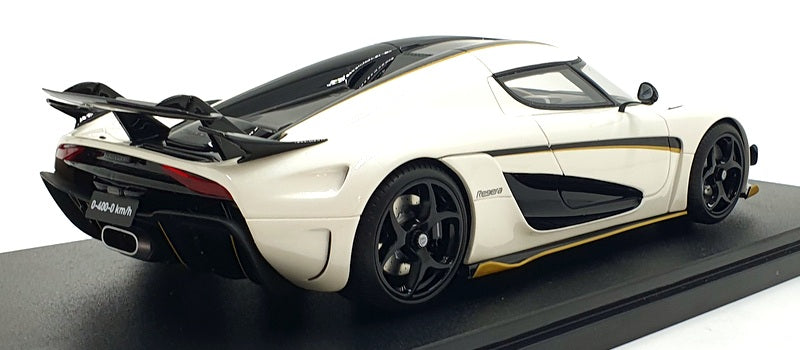 GT Spirit 1/18 Scale Resin GT913 - 2023 Koenigsegg Regera World Record - White