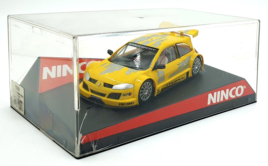 Ninco 1/32 Scale Slot Car 50391 - Renault Megane Trophy Showcar #2 Yellow