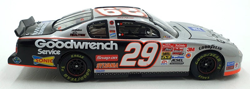 Action 1/24 Scale Diecast 102250 2002 Monte Carlo #29 GM Goodwrench
