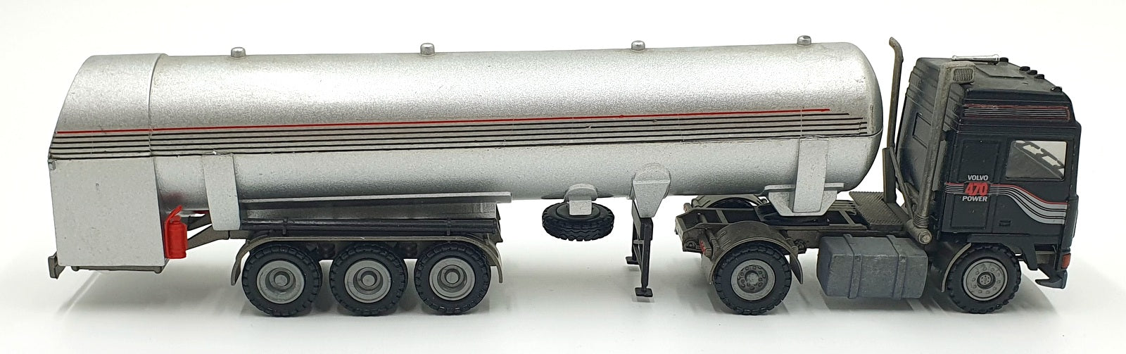 Conrad 1/50 Scale 21126A - Volvo F-16 Intercooler 470 Power and Tanker - Silver
