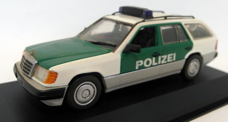 Minichamps 1/43 Scale diecast 3920 Mercedes 250 TD Polizei Break Deutschland