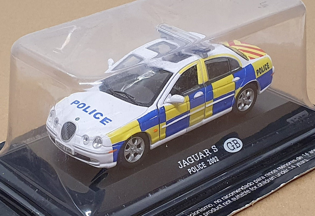 Altaya 1/43 Scale Diecast T802 - 2002 Jaguar S Police Car - White