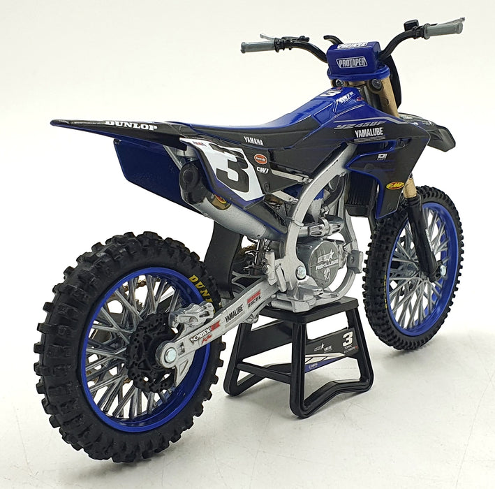 NewRay 1/12 Scale 58323 - Yamaha #3 Motorbike - Tomac