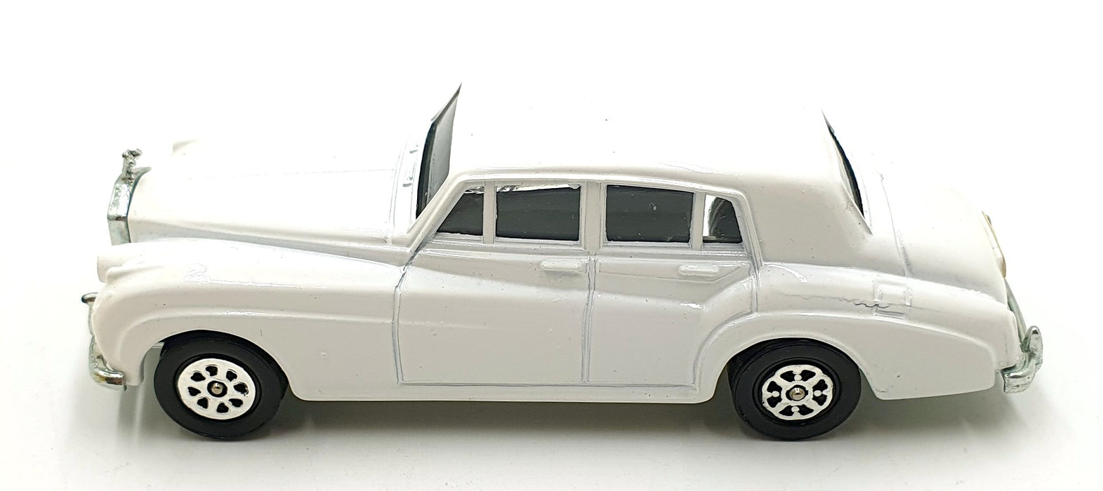 Seerol Appx 10cm Long Diecast SE03WH - 1959 Rolls Royce Silver Cloud - White