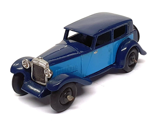 DG Models Dinky Toys Style DG001 - Aston Martin - 2-Tone Blue