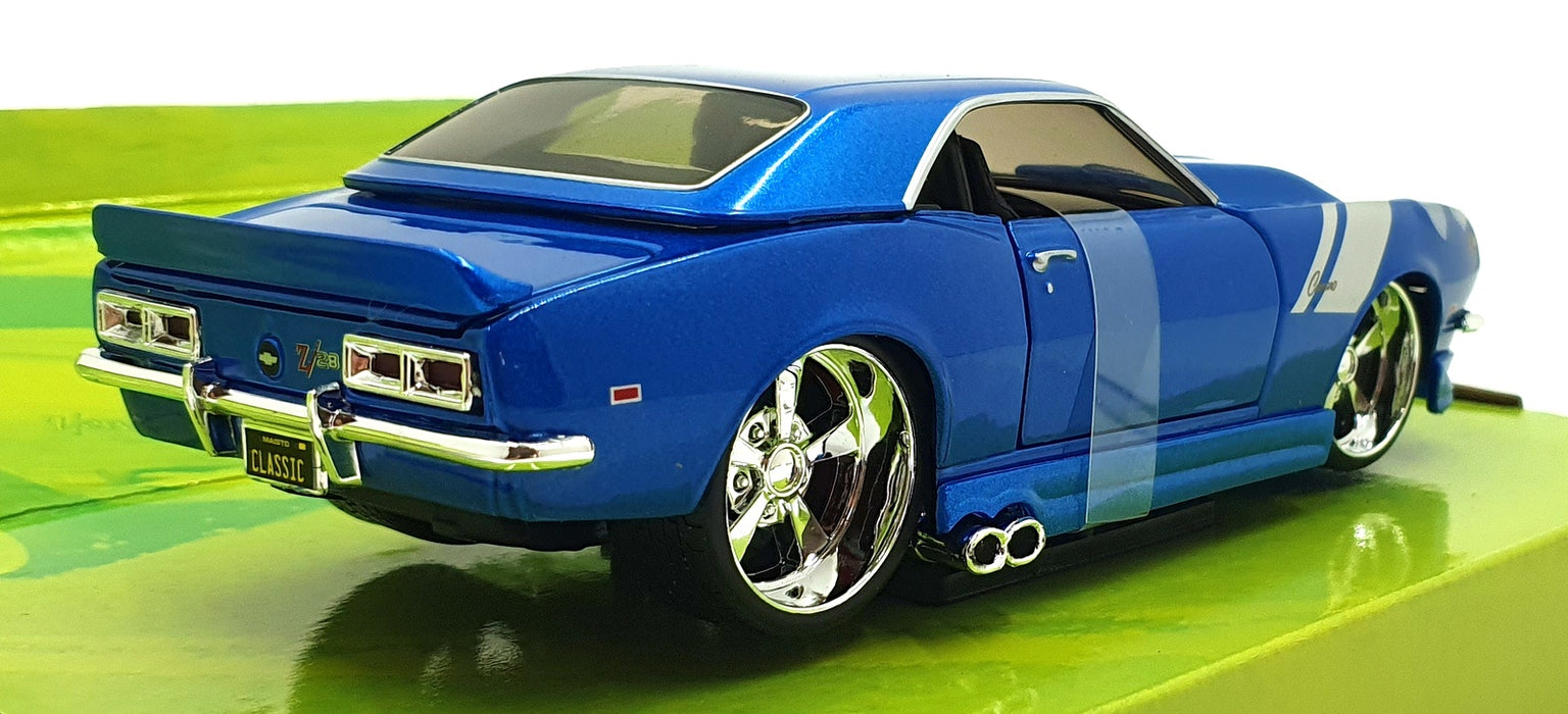 Maisto 1/24 Scale Diecast 32508 - 1968 Chevrolet Camaro Z/28 Met. Blue