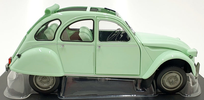 Citroën 2CV Club 1982 Jade Green Citroën 2CV Club 1982 Jade Green