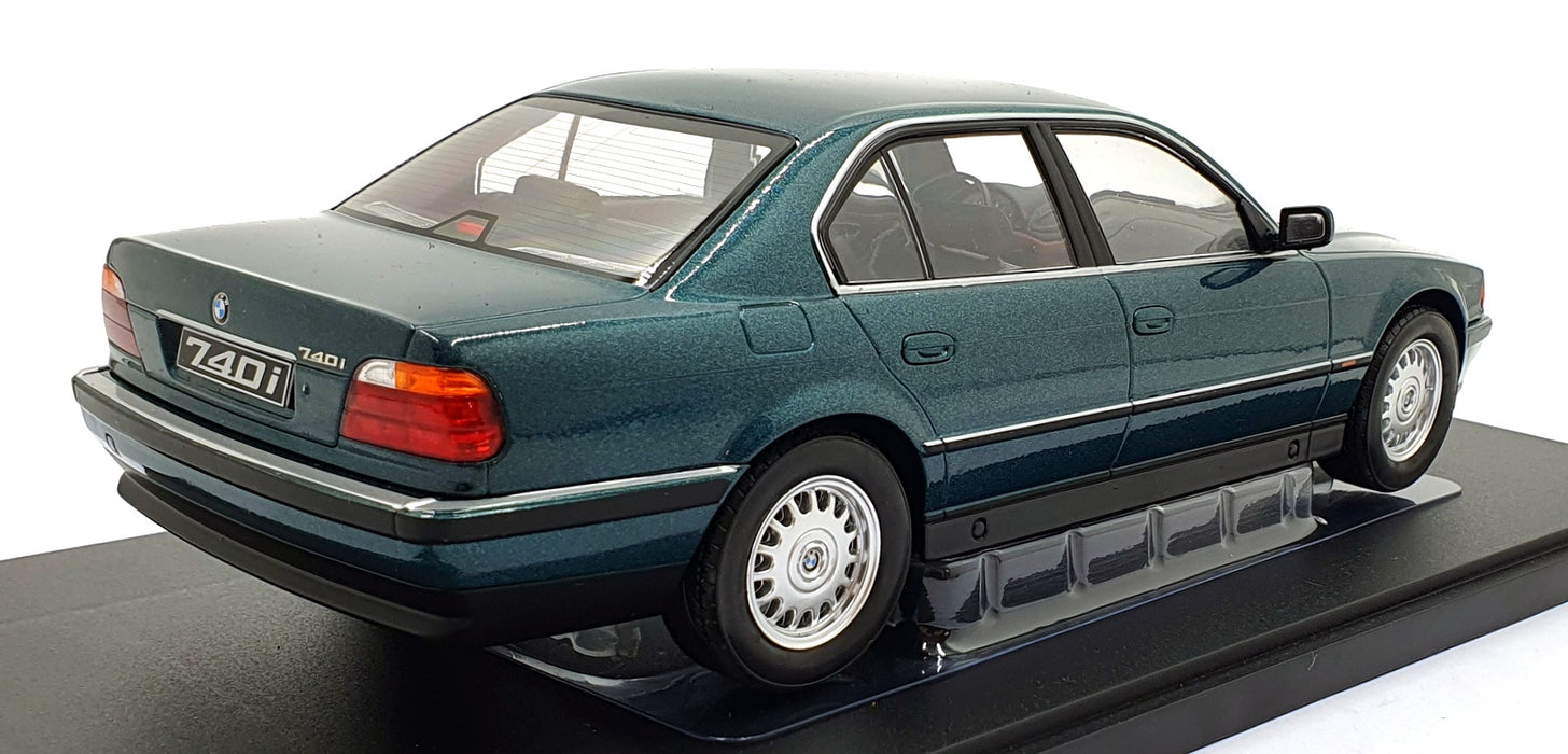 KK Scale 1/18 Scale KKDC180368 - BMW 740i E38 - Met. Green