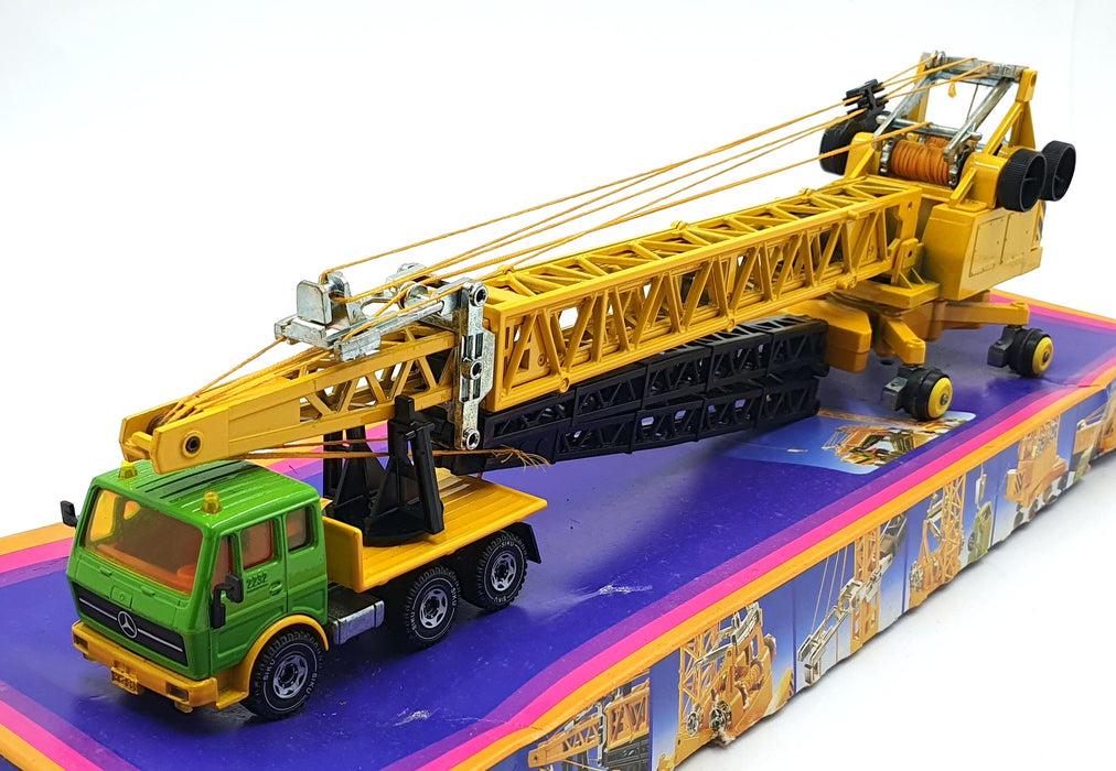 Siku 1/55 Scale 4011 - Mercedes-Benz Tower Construction Crane - Green/Yellow