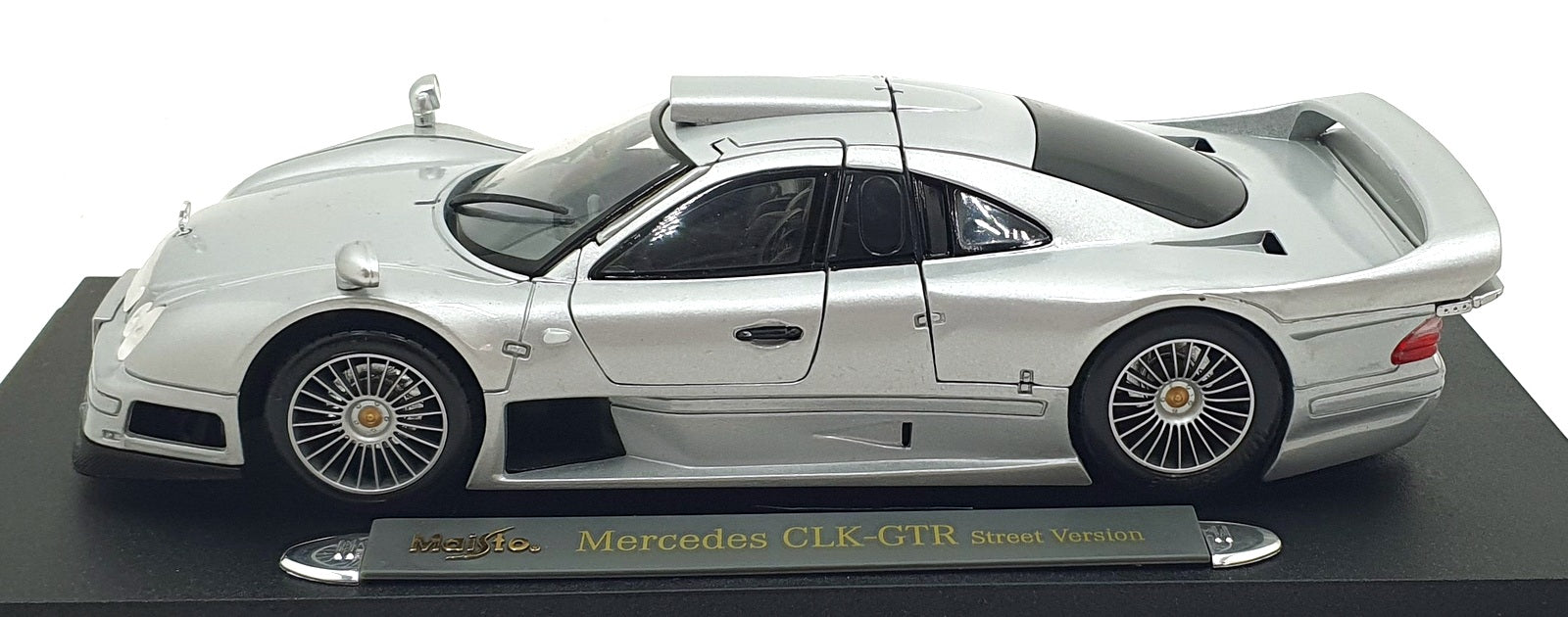Maisto 1/18 Scale Diecast 36849 - Mercedes CLK-GTR Street Version - Silver