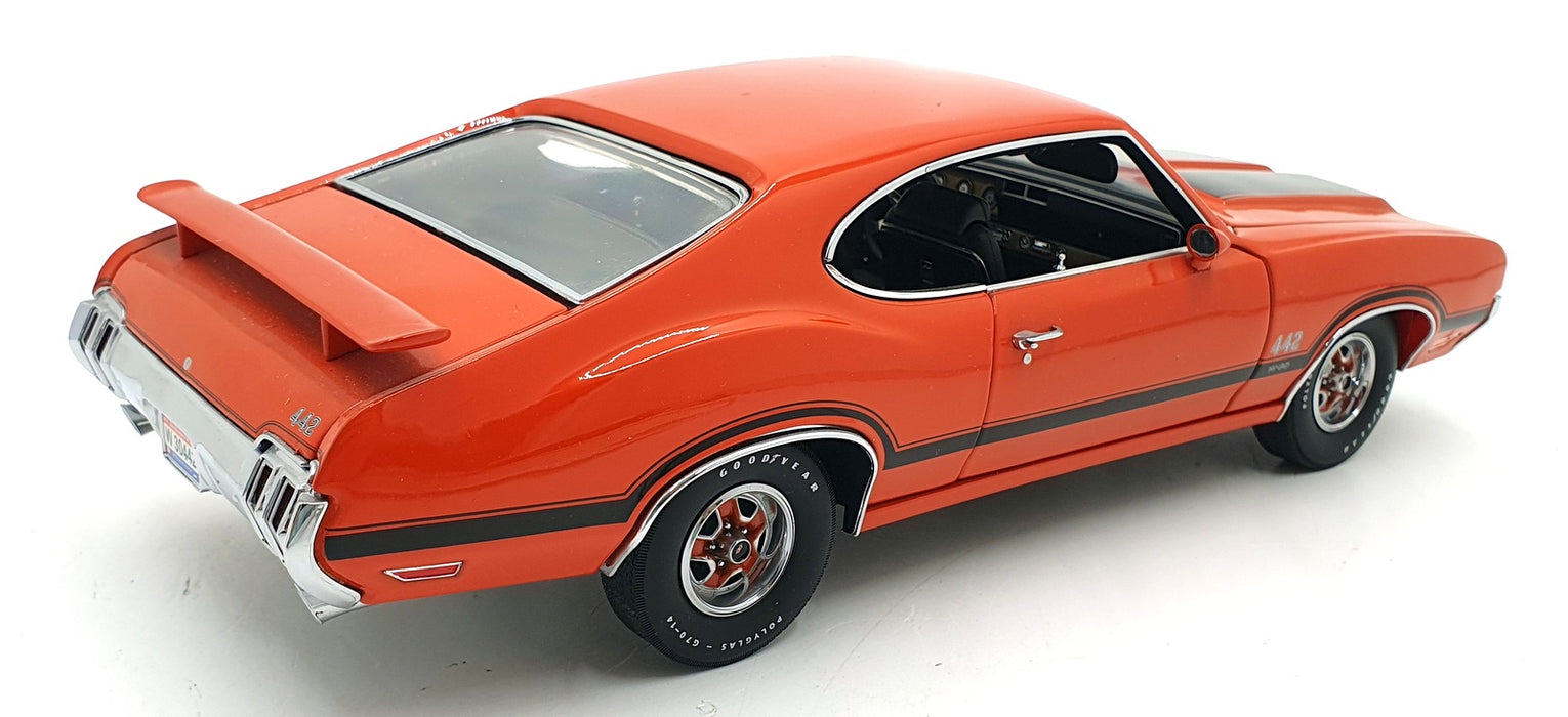 Exact Detail 1/18 Scale WCC306B - 1970 Oldsmobile 4-4-2 W-30 - Rallye Red