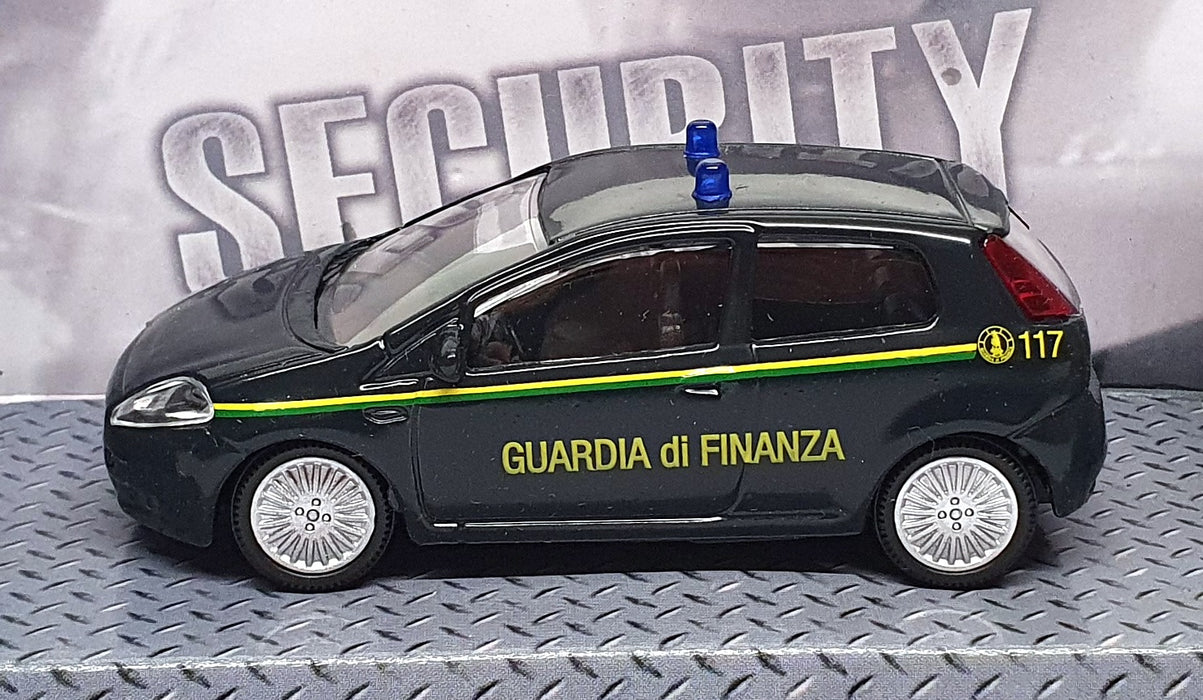 Mondo 1/43 Scale MM04D - Fiat Grand Punto Guardia di Finanza Police - Dk. Green