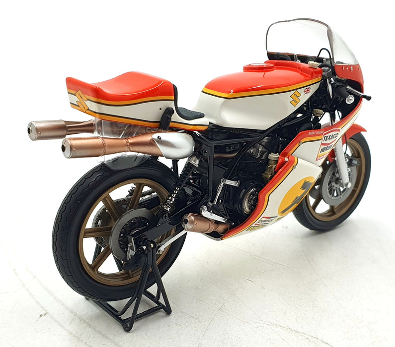 Minichamps 1/12 Scale 122 760107 Suzuki RG500 Barry Sheene Champion 1976